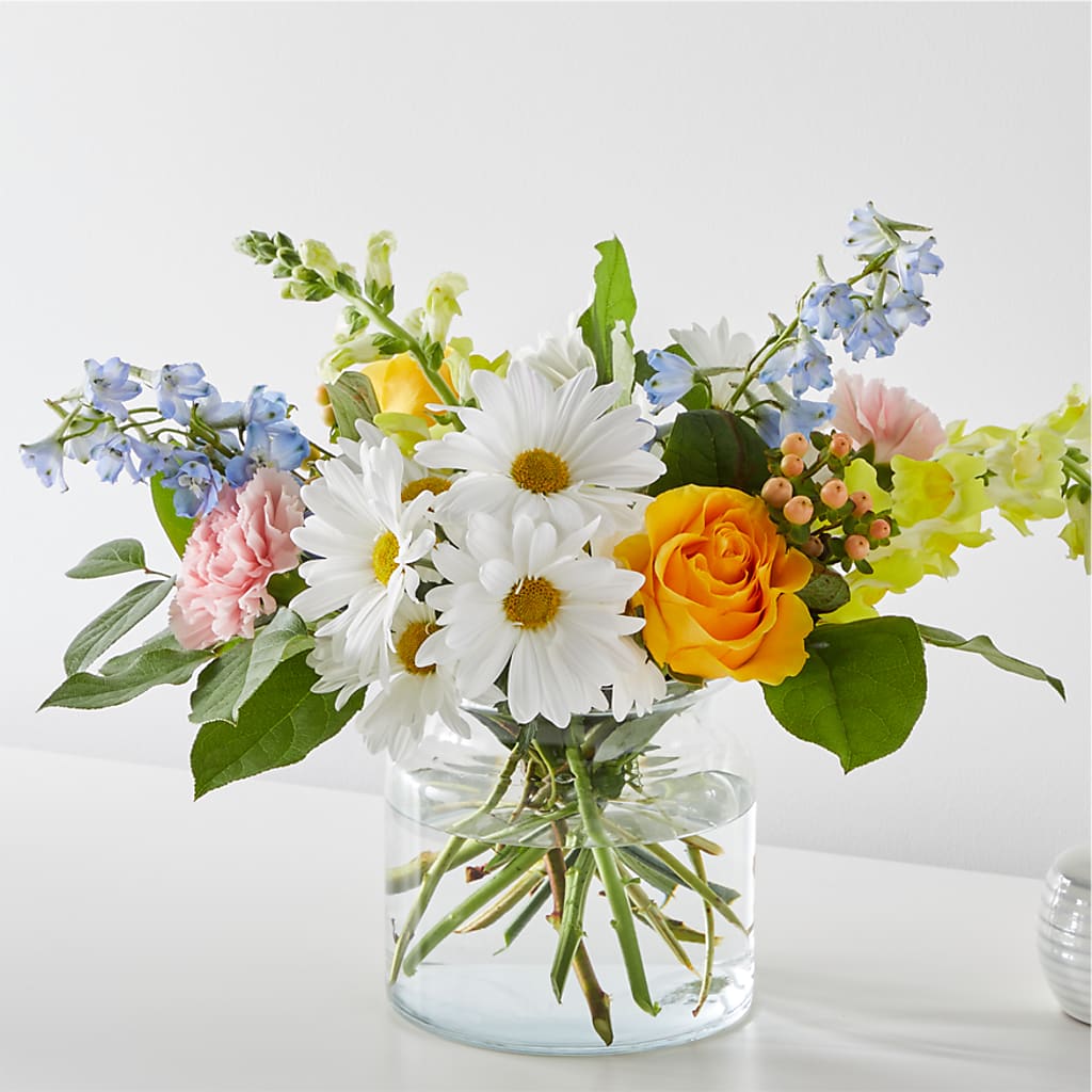 Sun Salutation Bouquet – La Petite Florist And Gifts, Brea CA