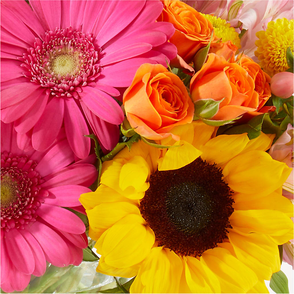 Florist Original Mixed Bouquet – La Petite Florist And Gifts, Brea CA