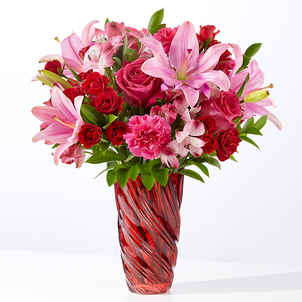 In Love Bouquet with Luxe Swirl Vase – La Petite Florist And Gifts, Brea CA