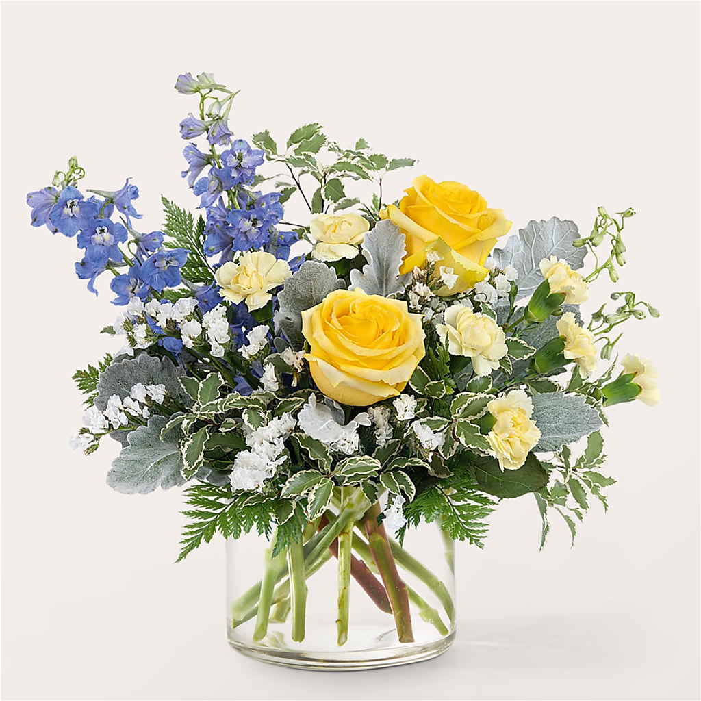 Butterfly Wings Bouquet – La Petite Florist And Gifts, Brea CA