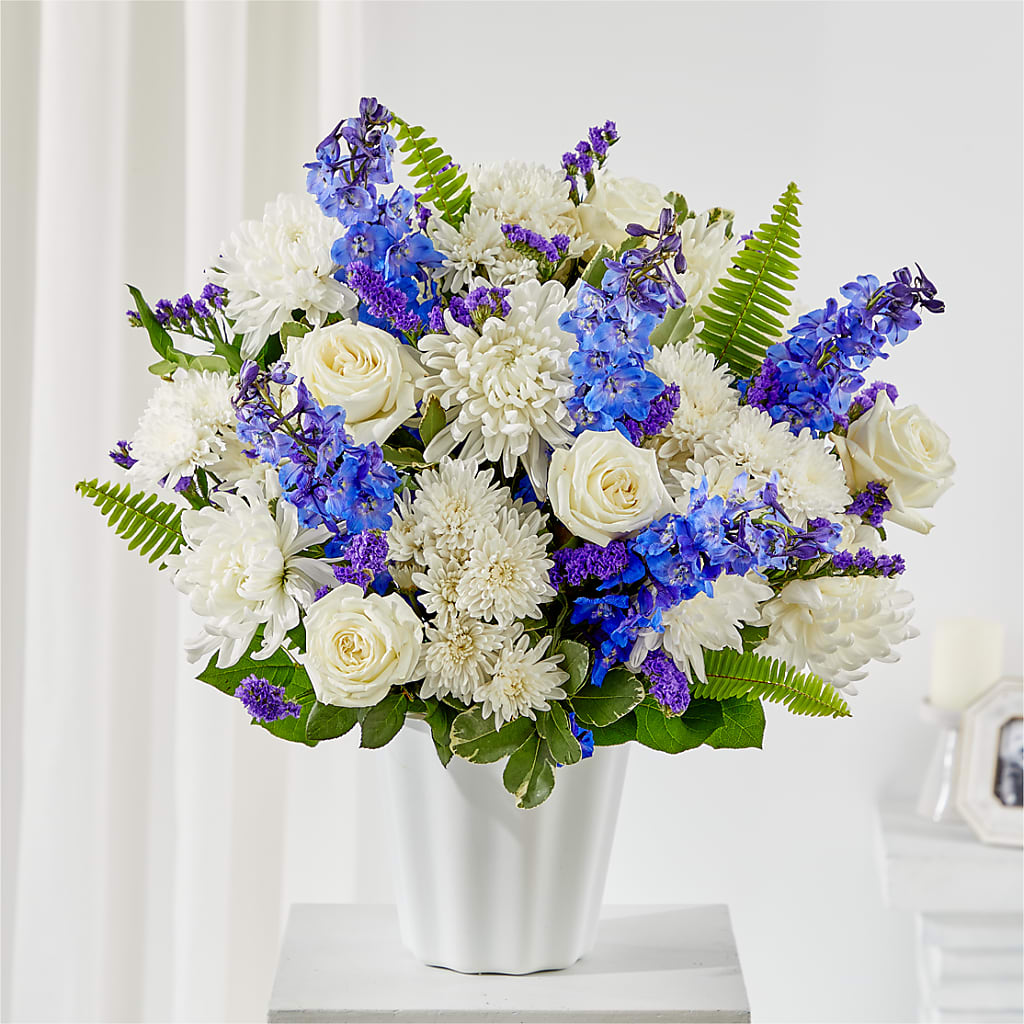 Hold Dear Tabletop Basket – La Petite Florist And Gifts, Brea CA