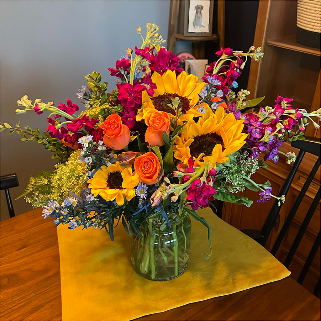 Rays of Life Bouquet –  La Petite Florist And Gifts, Brea CA
