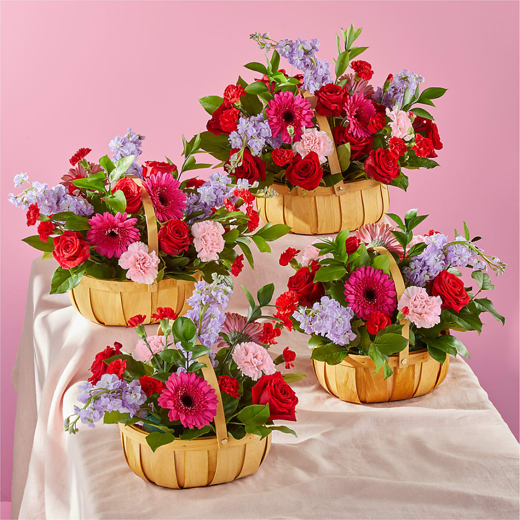 Pink Picnic Basket –  La Petite Florist And Gifts, Brea CA