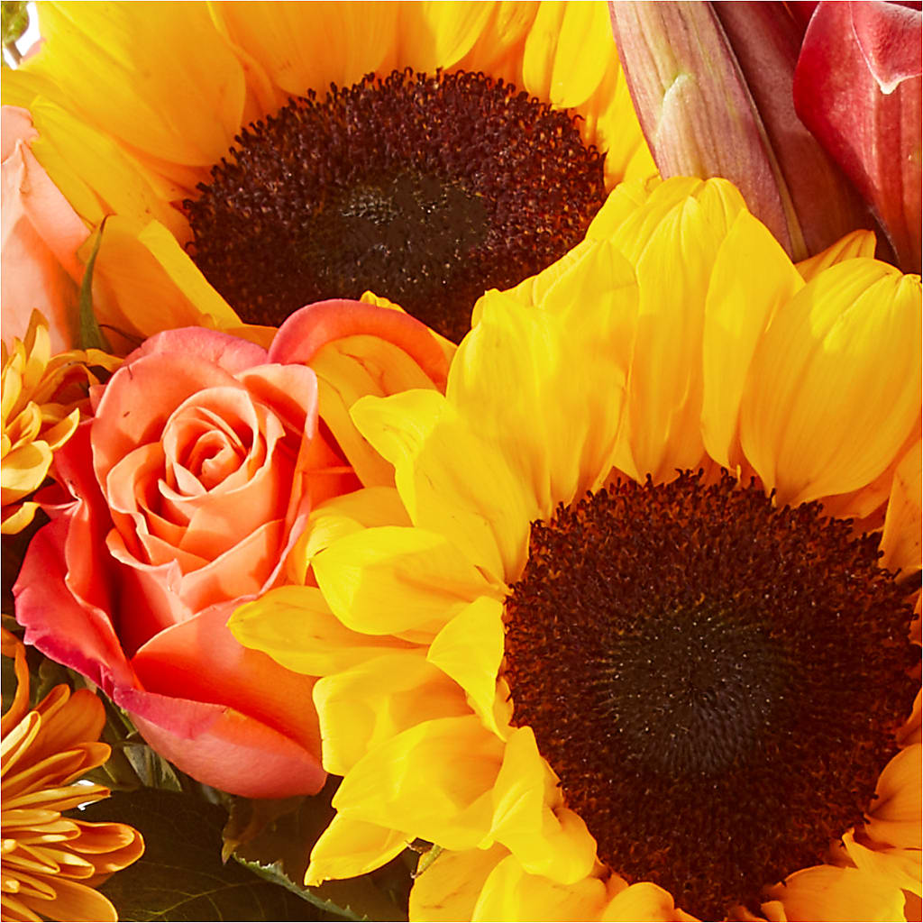 Acorn Lane Bouquet –  La Petite Florist And Gifts, Brea CA