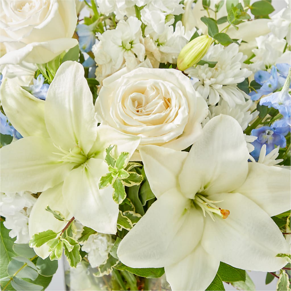 Peace of Mind Bouquet –  La Petite Florist And Gifts, Brea CA