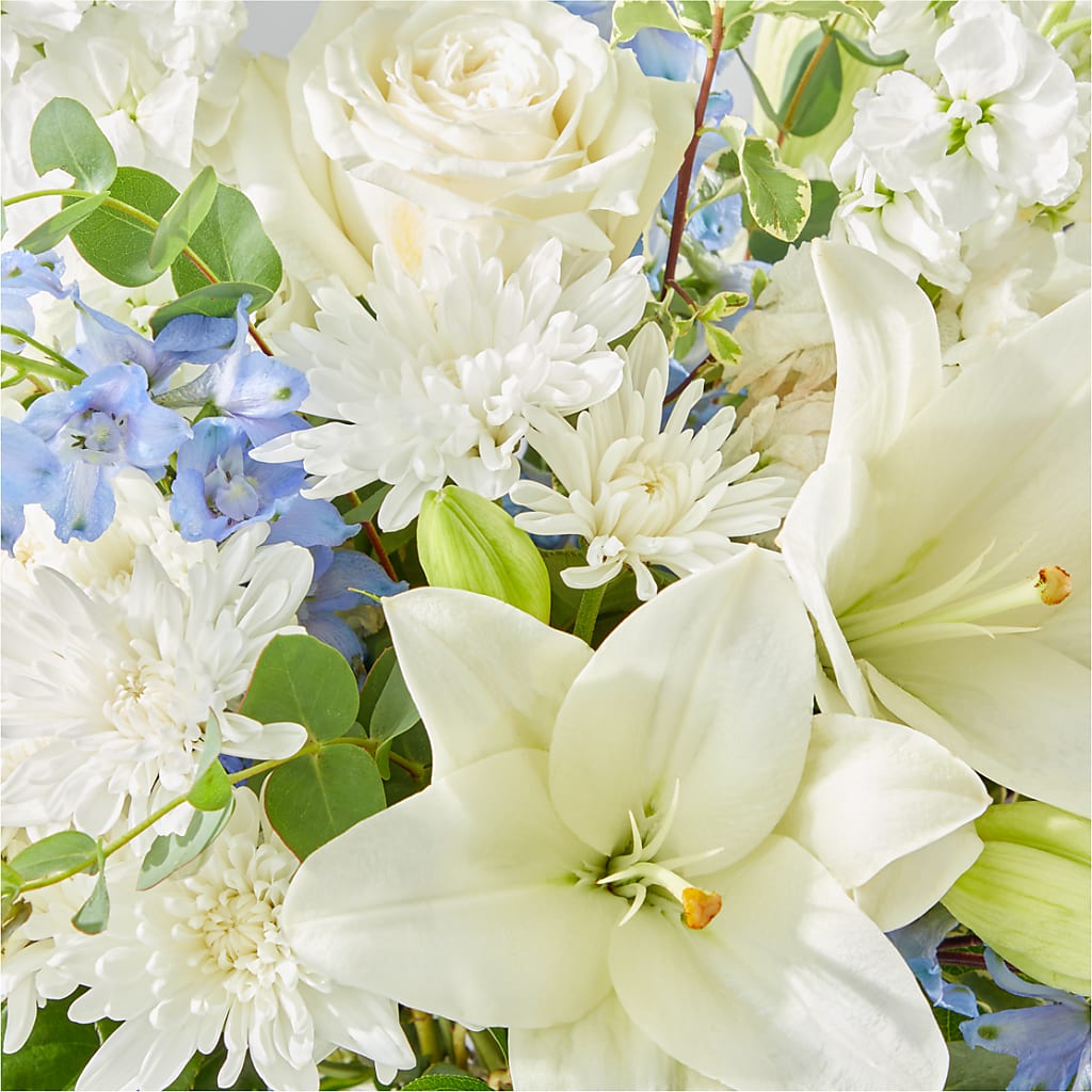 Peace of Mind Bouquet –  La Petite Florist And Gifts, Brea CA