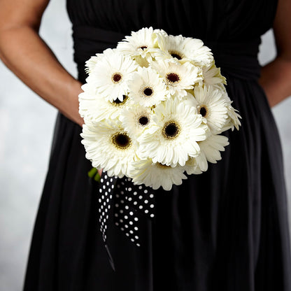 Daisy Delight Bouquet –  La Petite Florist And Gifts, Brea CA